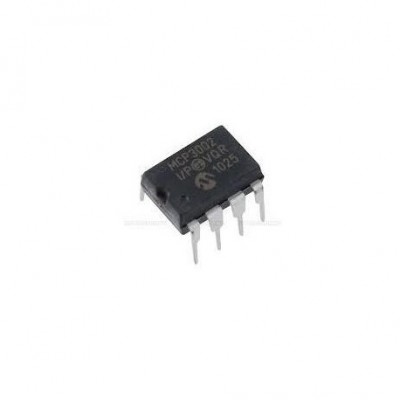 Dual Channel 10-Bit A/D Converter 2.7V MCP3002